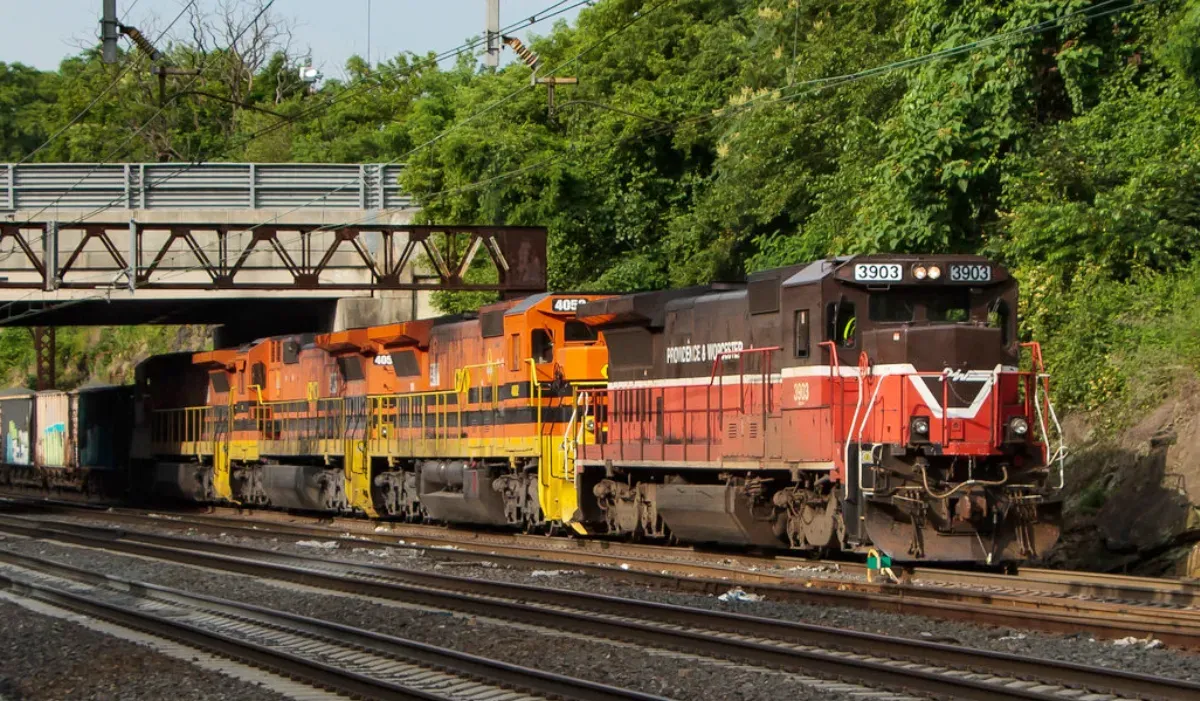 Providence and Worcester Railroad (PW)
