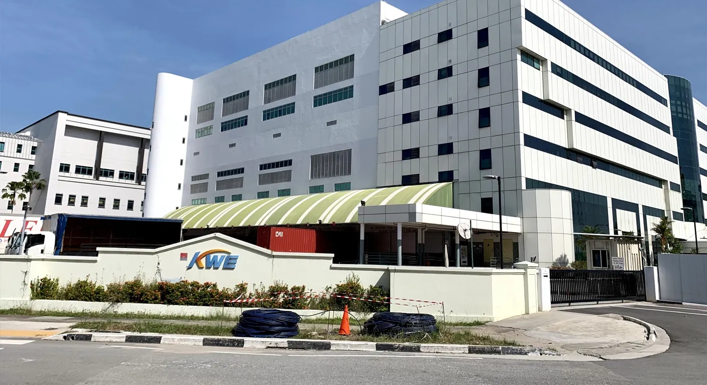 Kintetsu World Express global carrier services and logistics operations