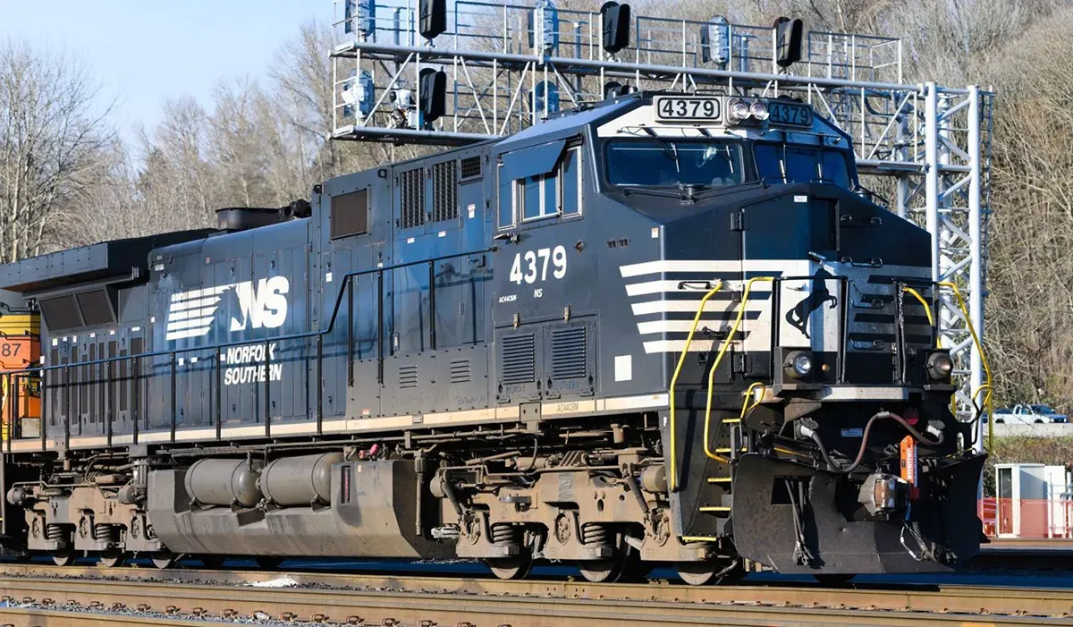 Norfolk Southern Railway (NS) intermodal terminal operations